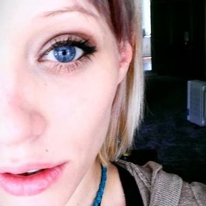 Meet your Posher, Kaylee